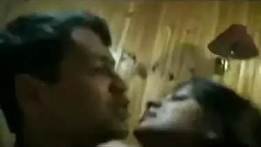 kissing video