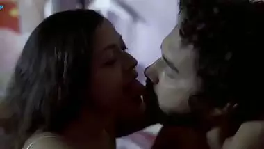 Tip Tip Barsa Pani – Uncut Hindi Gupchup adult web series